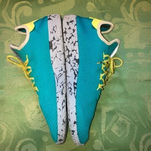 Adidas Human Race ✊🏽✊🏾✊🏾🌎 Mens Pharrell Williams Rare